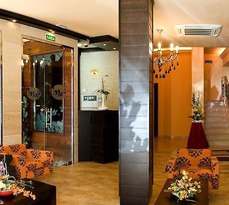 Hotel Tio Manolo De Noia Buitenkant foto